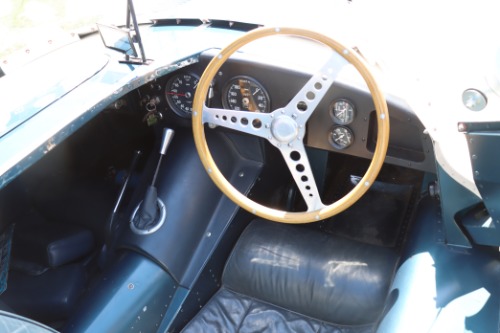 Jaguar-Other-1967-White-Black-3