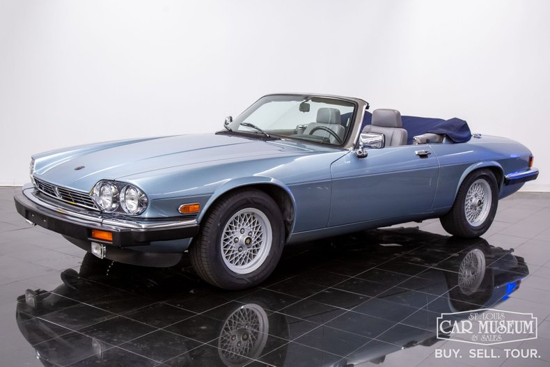 Jaguar-Other-1990-Blue-Metallic-Gray-Leather-2