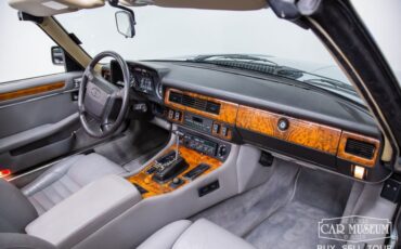 Jaguar-Other-1990-Blue-Metallic-Gray-Leather-24