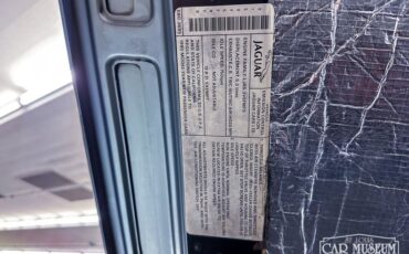 Jaguar-Other-1990-Blue-Metallic-Gray-Leather-8