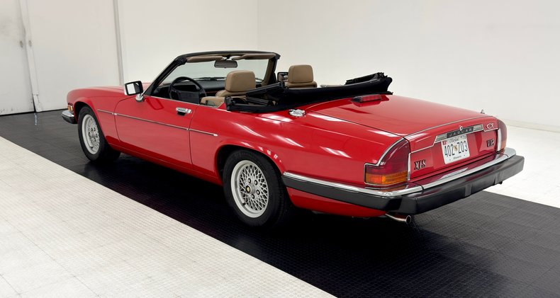 Jaguar-Other-1990-Signal-Red-Barley-19