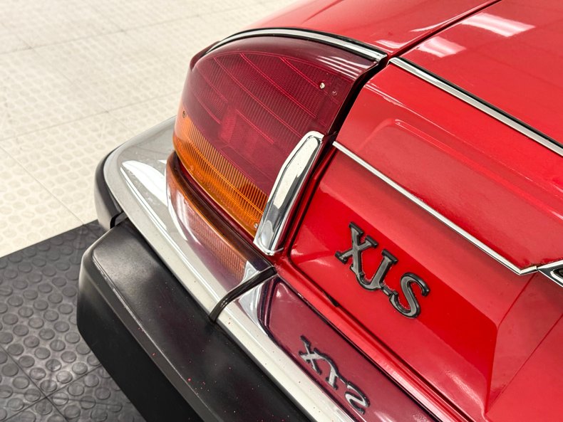 Jaguar-Other-1990-Signal-Red-Barley-34