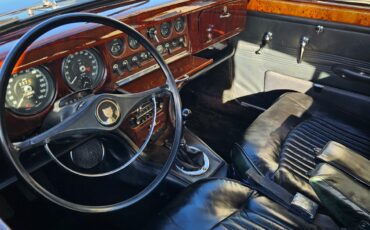 Jaguar-S-Type-1965-Coupe-10