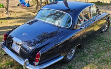 Jaguar-S-Type-1965-Coupe-17