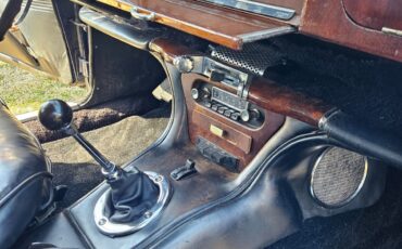 Jaguar-S-Type-1965-Coupe-34