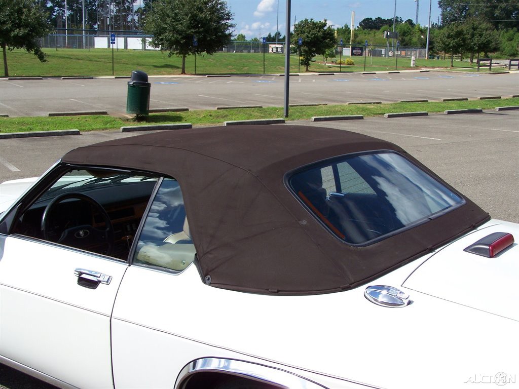 Jaguar-XJ-1989-Convertible-14