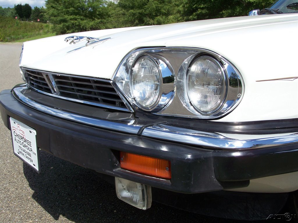 Jaguar-XJ-1989-Convertible-17