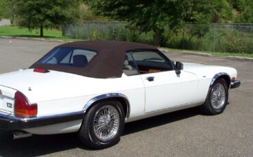 Jaguar-XJ-1989-Convertible-19