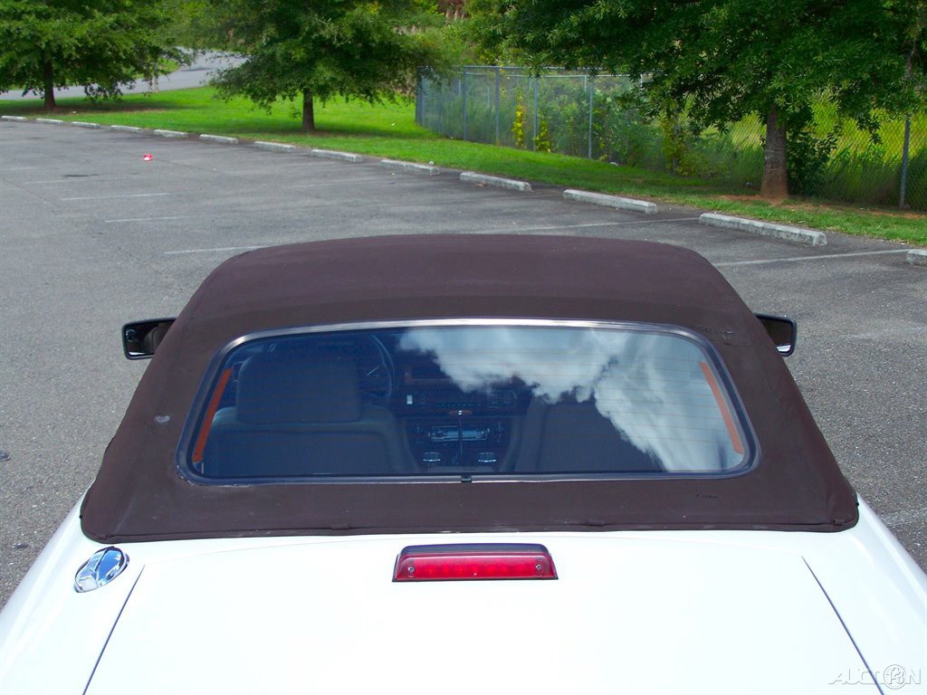 Jaguar-XJ-1989-Convertible-21
