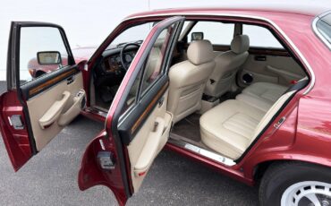 Jaguar-XJ-6-Series-III-1987-19