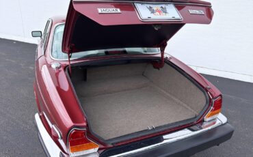 Jaguar-XJ-6-Series-III-1987-33