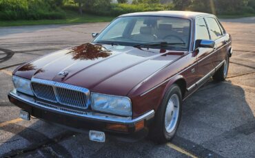 Jaguar-XJ6-1992-Sedan-7