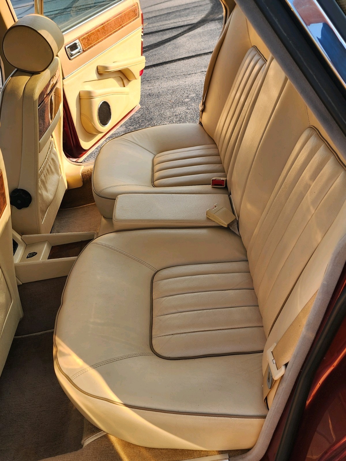 Jaguar-XJ6-1992-Sedan-8