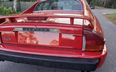 Jaguar-XJS-1990-Coupe-10