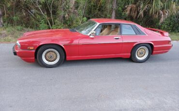Jaguar-XJS-1990-Coupe-12