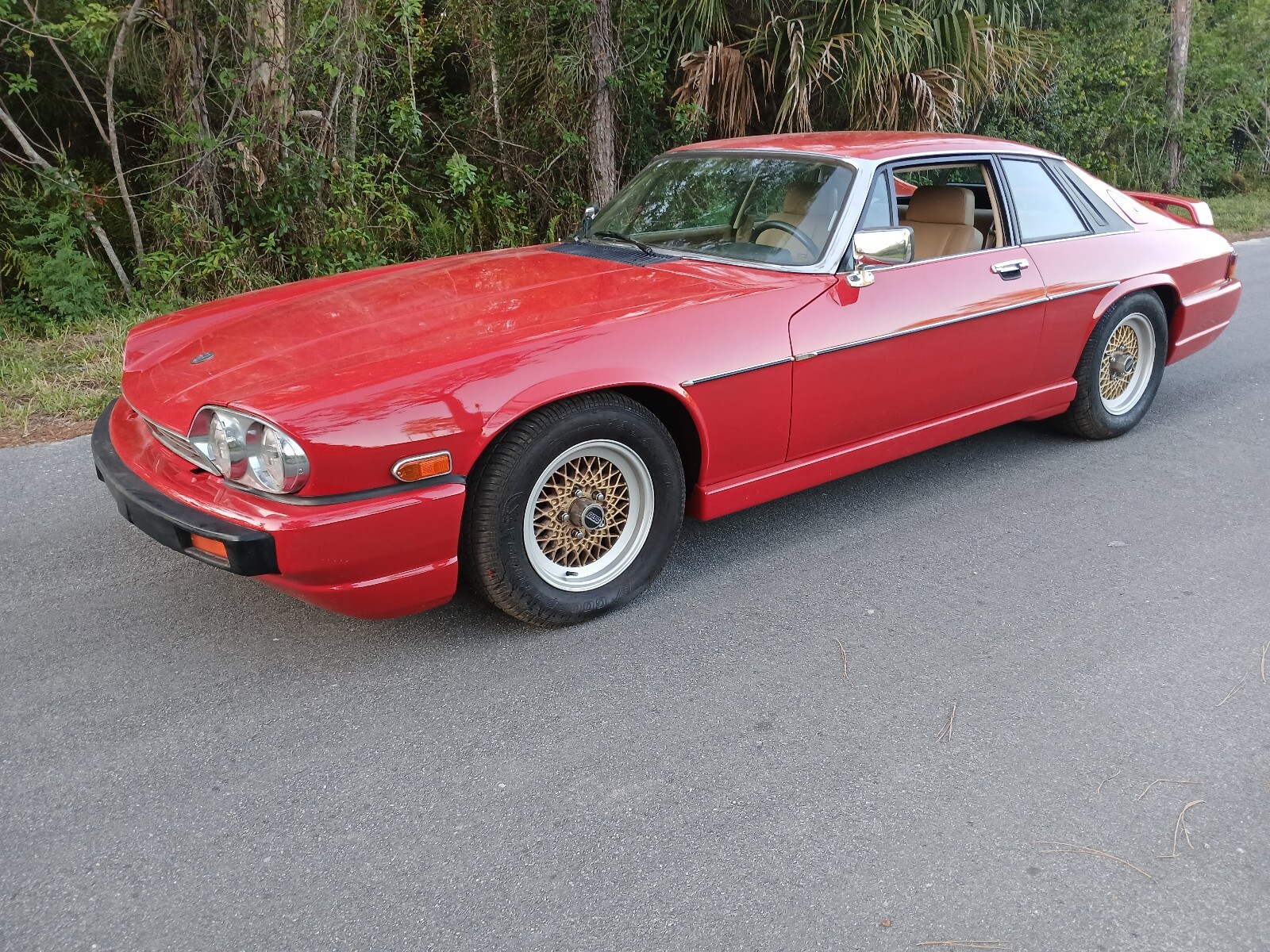 Jaguar-XJS-1990-Coupe-13