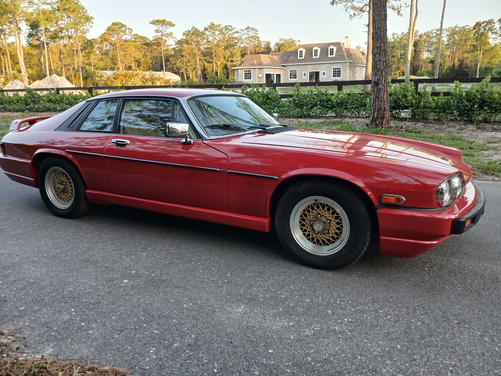 Jaguar-XJS-1990-Coupe-16