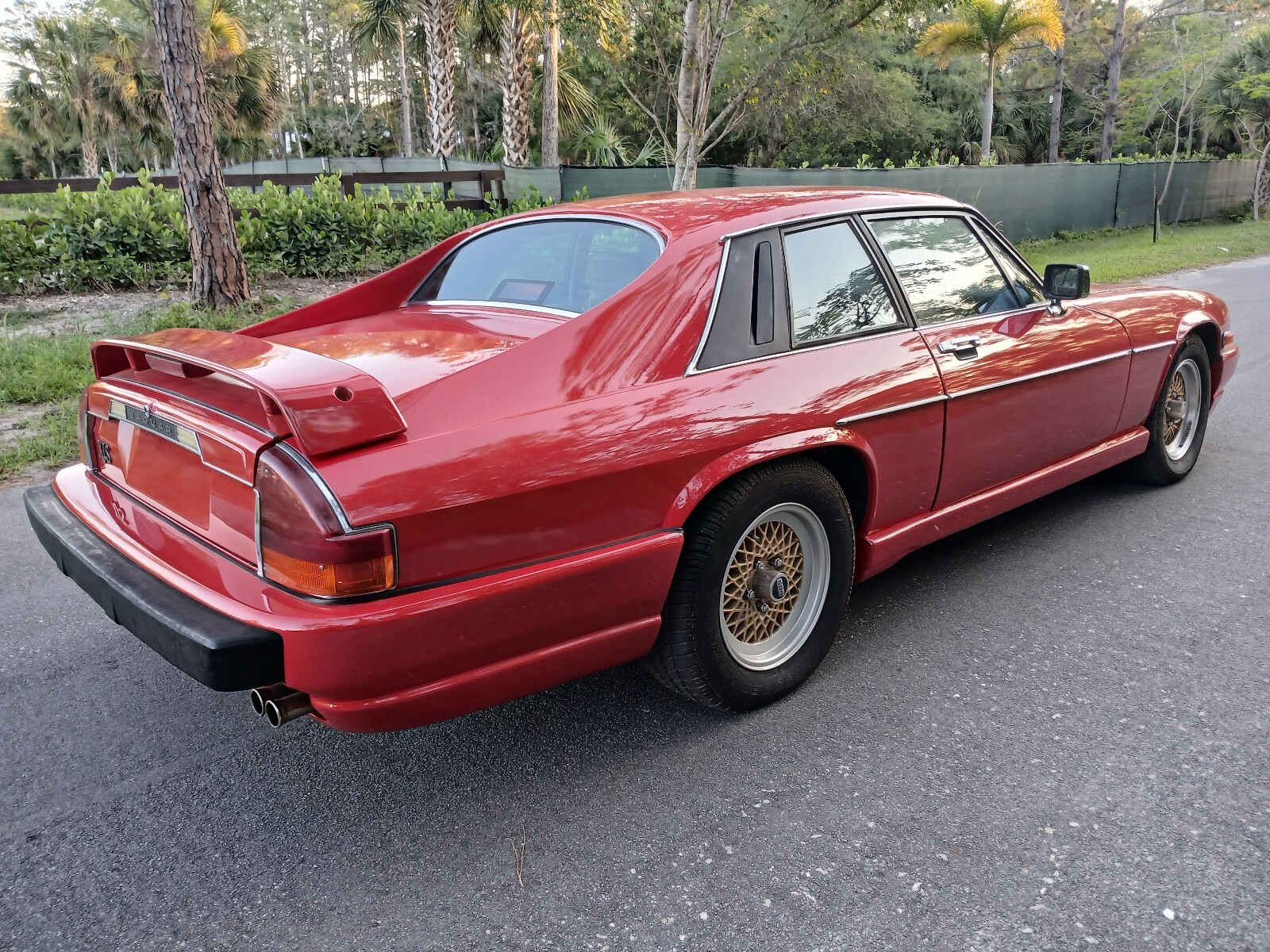 Jaguar-XJS-1990-Coupe-19