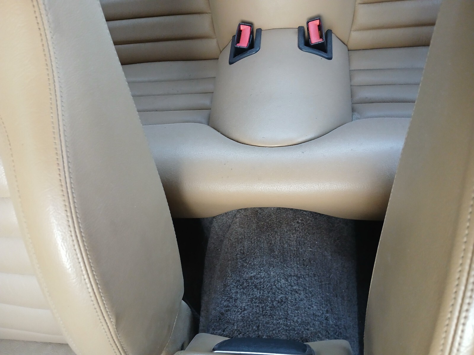 Jaguar-XJS-1990-Coupe-29