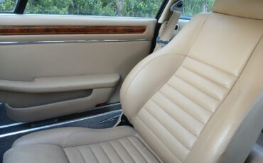 Jaguar-XJS-1990-Coupe-31