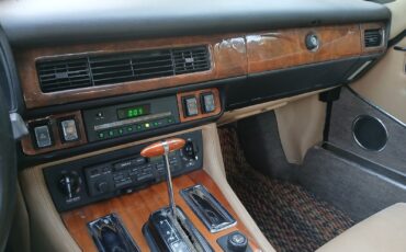 Jaguar-XJS-1990-Coupe-34