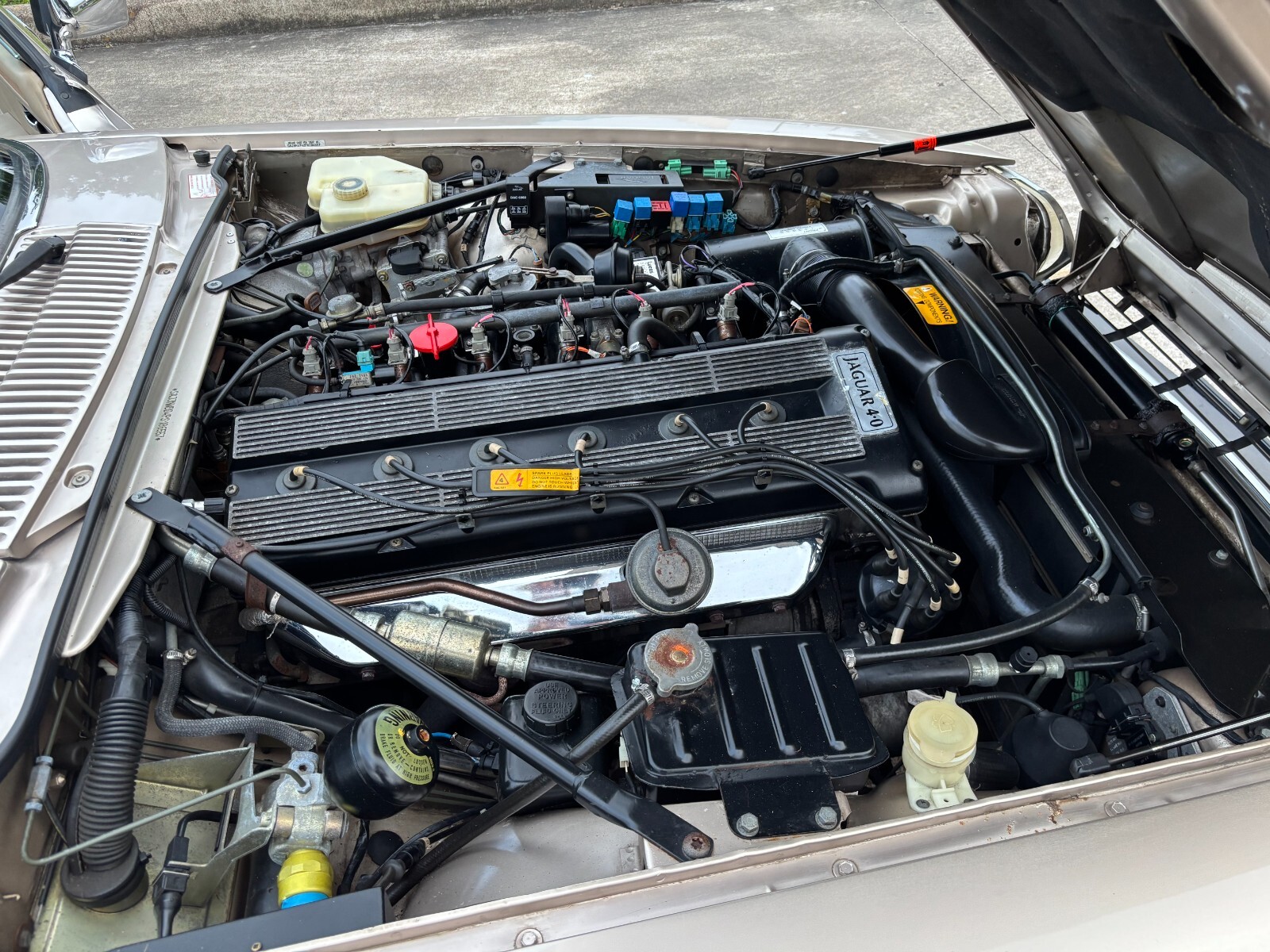 Jaguar-XJS-1993-Convertible-29