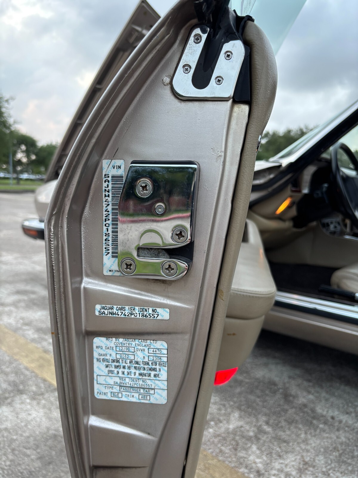Jaguar-XJS-1993-Convertible-32