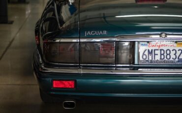 Jaguar-XJS-1994-2-Door-Convertible-17