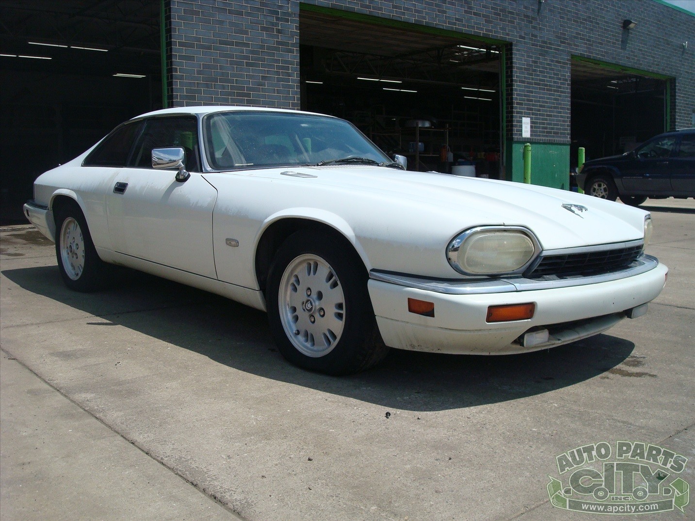 Jaguar-XJS-1995-Coupe-1