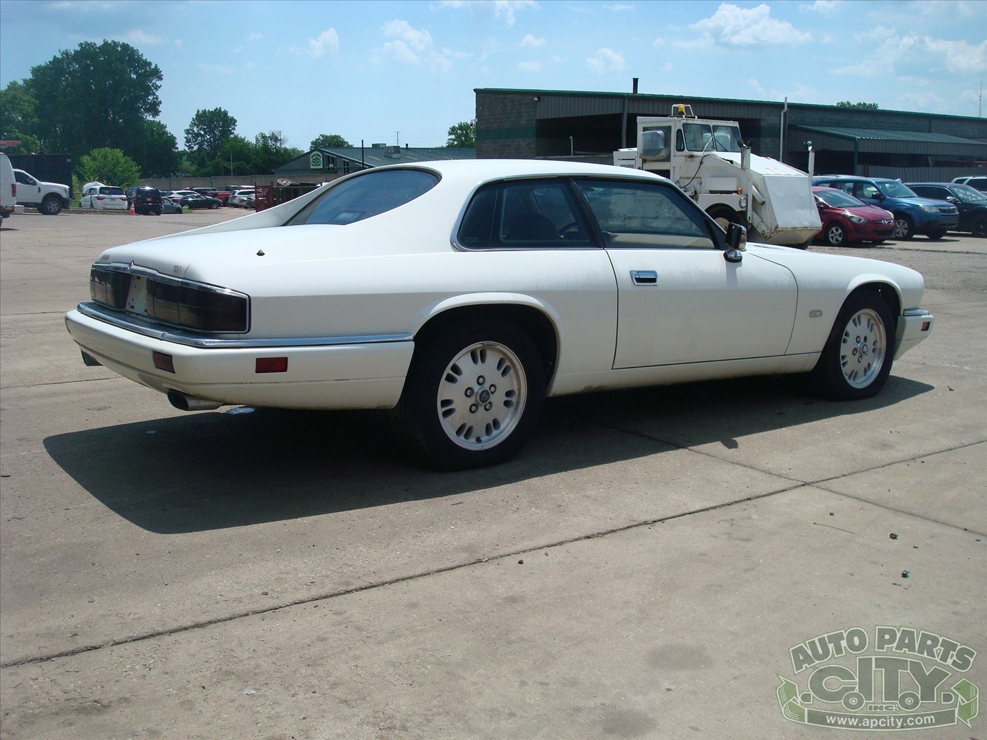 Jaguar-XJS-1995-Coupe-14