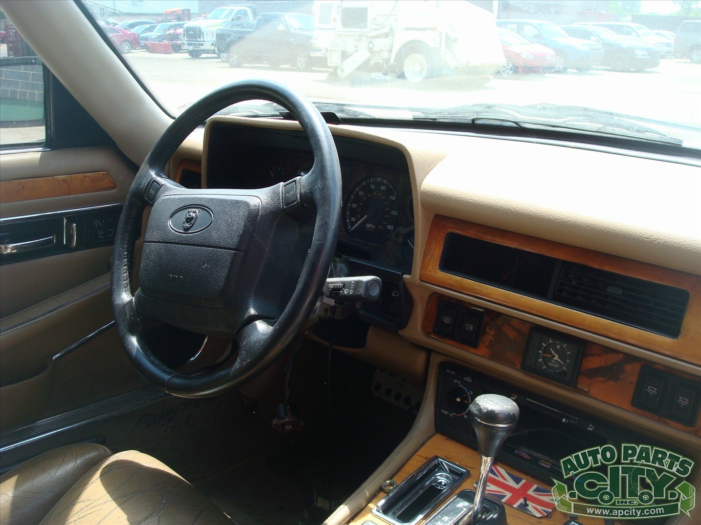 Jaguar-XJS-1995-Coupe-7