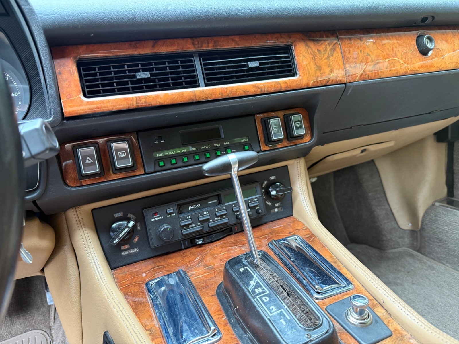 Jaguar-XJS-COUPE-1990-Coupe-13