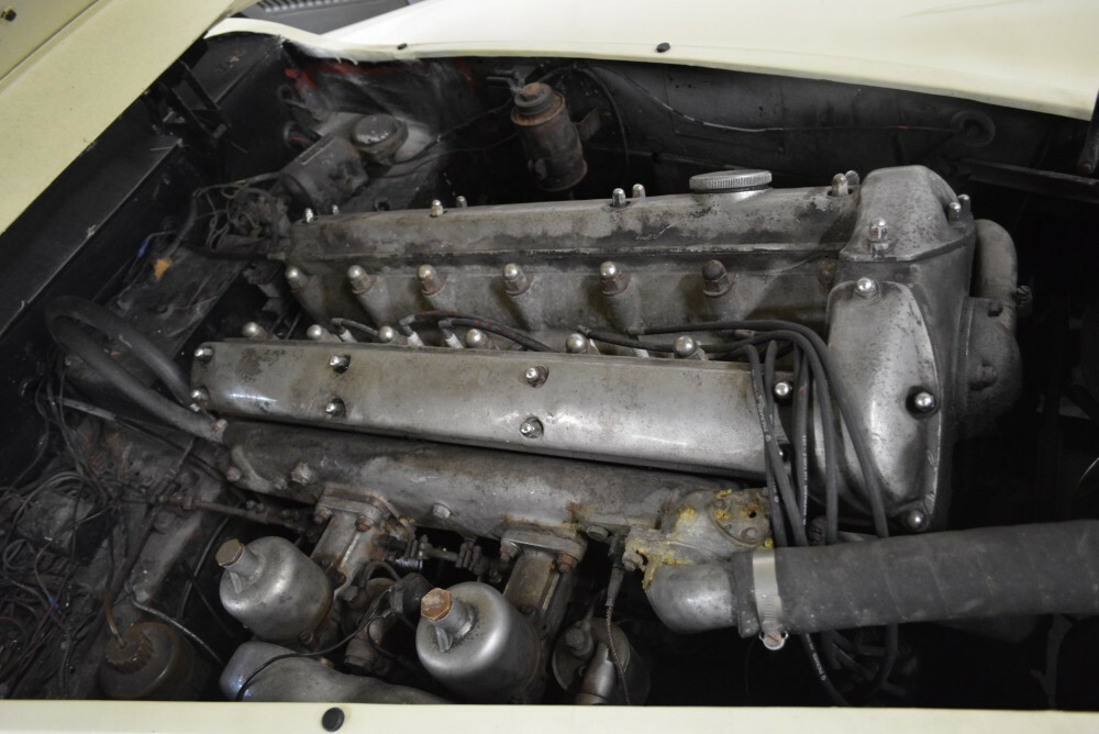 Jaguar-XK-1957-Convertible-10