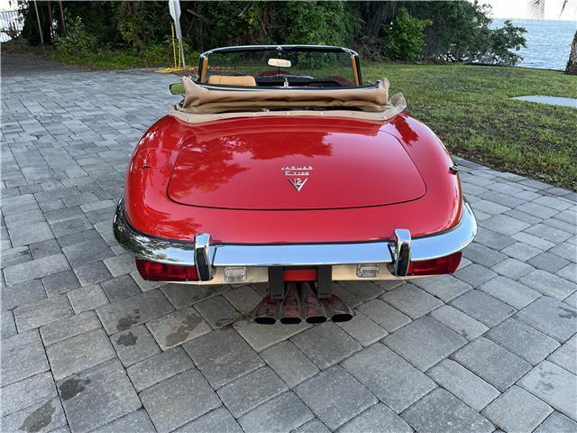Jaguar-XK-1973-Roadster-4