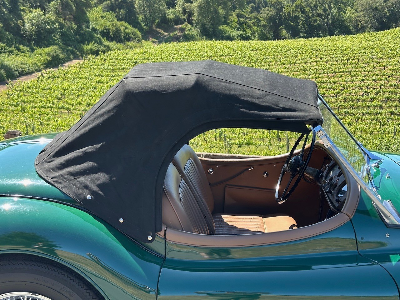 Jaguar-XK140-MC-1955-Convertible-24
