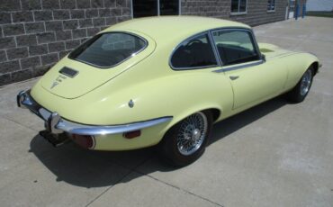 Jaguar-XKE-22-V12-1972-10