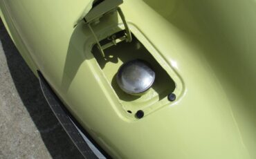 Jaguar-XKE-22-V12-1972-27