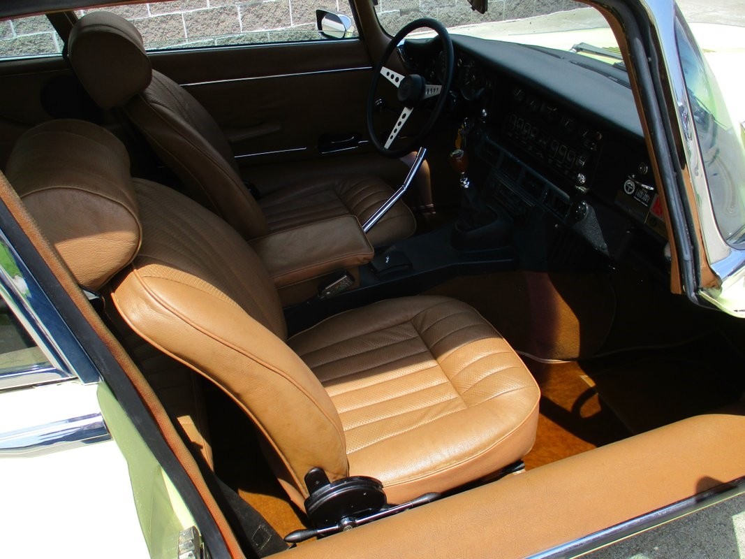 Jaguar-XKE-22-V12-1972-28