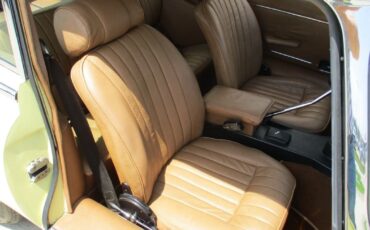 Jaguar-XKE-22-V12-1972-31