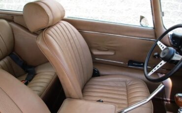 Jaguar-XKE-22-V12-1972-39