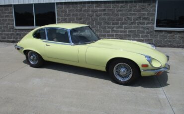 Jaguar-XKE-22-V12-1972-6
