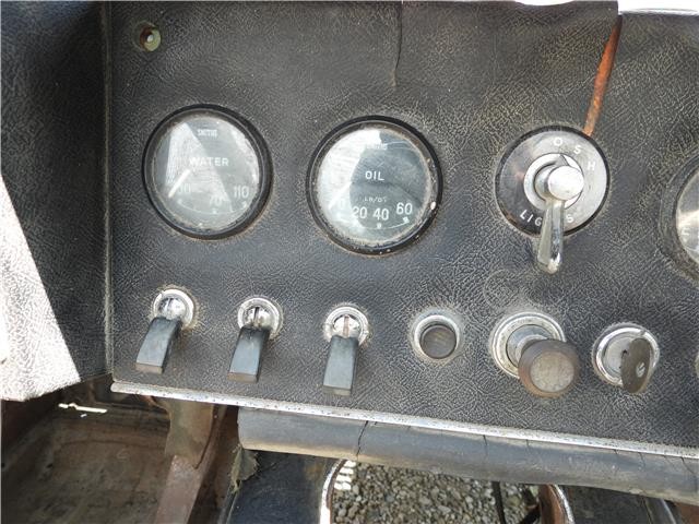Jaguar-XKE-E-Type-Series-1-Roadster-Project-2876-1963-21