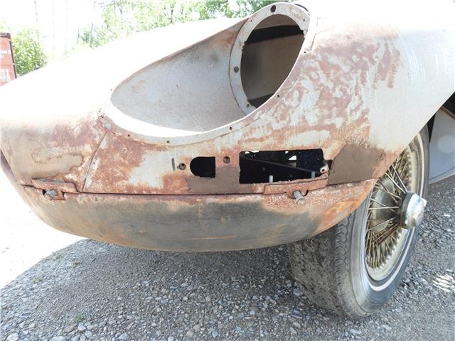 Jaguar-XKE-E-Type-Series-1-Roadster-Project-2876-1963-3