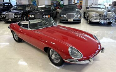 Jaguar-XKE-Roadster-XKE-E-Type-1962-Convertible-Coupe-23