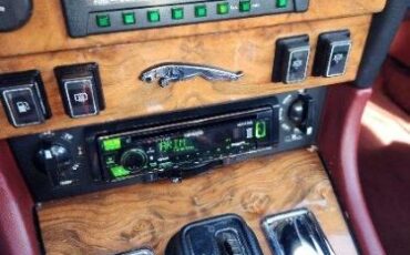 Jaguar-Xj-1987-6
