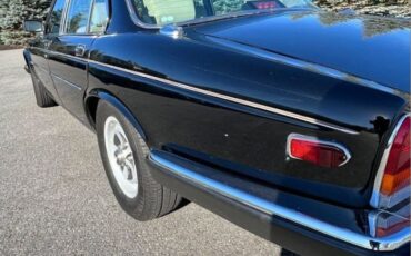 Jaguar-Xj-1987-Black-Tan-Leather-12