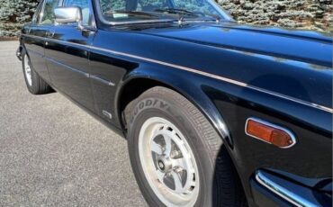 Jaguar-Xj-1987-Black-Tan-Leather-2
