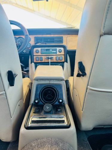 Jaguar-Xj12-1985-13