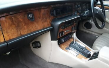 Jaguar-Xj12-1988-Maroon-Beige-3
