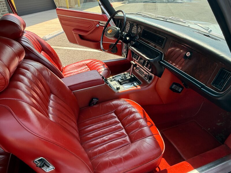 Jaguar-Xj12c-1976-37